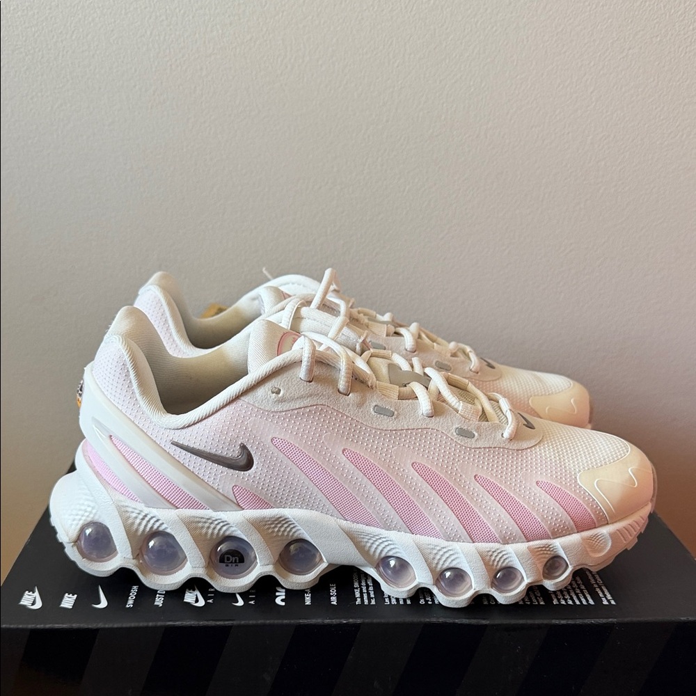 Nike Sneakers White Pink with Silver Swoosh